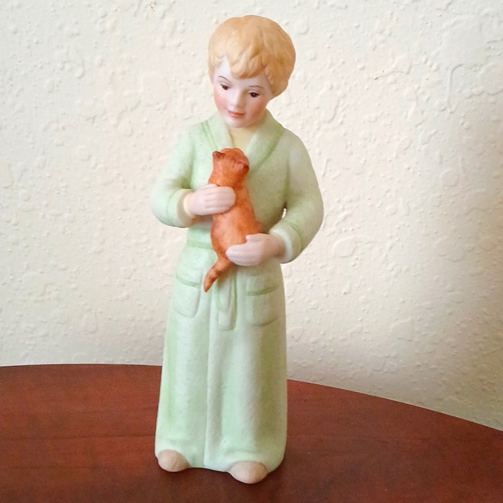 Original RISE-AND-SHINE hummel in green with tan cat